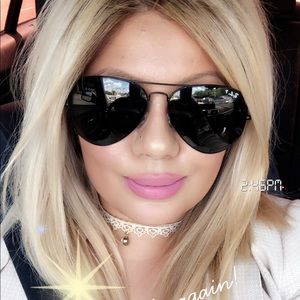 Meet your Posher, Sana